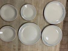 6 Corelle Blue Lily  3 Dinner Plates & 3 Bread Butter Plates Cream w/Blue Floral