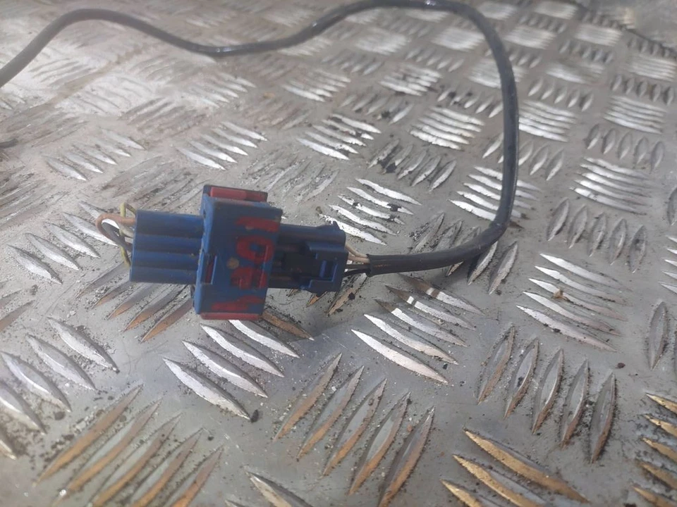 Sensor sonda lambda diésel Volkswagen Golf IV 2002 0ZA833EE1 ESH11723 Foto 4 de 4