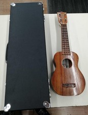 Kamaka Soprano Ukulele White Label Vintage Sound