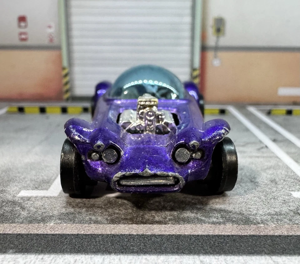Hot Wheels Redline оригинал 16 1968 Beatnik Bandit фиолетовый, версия HK - Изображение 2 из 4