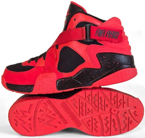 Size 9.5- Nike Air Raid Black/University Red/White DD8559  display picture 2