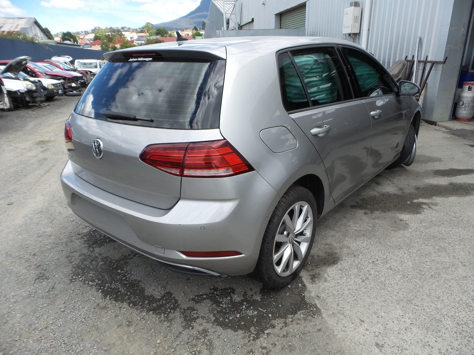 2018 Volkswagen Golf FRONT CAMERA (WINDSCREEN MOUNTED) GEN 7 12/12-08/20 image 6
