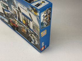 NIB LEGO CITY: Mobile Command Center (60139) - WITH EXTRAS 60239 & 60241 LOT