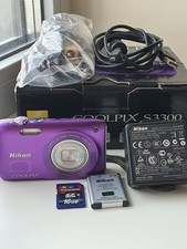 Nikon Coolpix S3300 Compact Digital Camera Blue 6x Zoom 16.0MP, Charger, SD Card