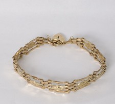 9k Yellow Gold Vintage Gate Bracelet 7” With Heart Padlock Clasp Hallmarked 9ct
