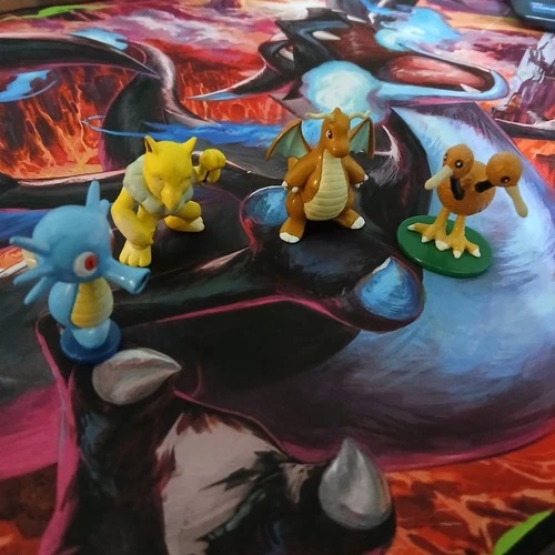 TOMY Pokemon figures  (Horsea, Hypno, Dragonite, Doduo) LOT