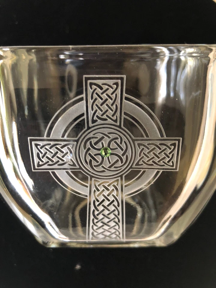 Celtic Jeweled Etched Cross Glass Tea Light Holder Signed By Artist Beautiful - Image 2 of 4