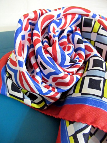 BARBIERI ITALY LUXURY 100% SILK SQUARE SCARF 26" X 26" MADE IN ITALY; NEW IN BOX - Picture 12 of 14