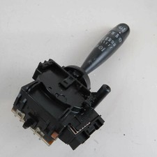 Leva comandi tergicristalli 173647 Toyota Yaris Verso 2000-2004 usata (61063)
