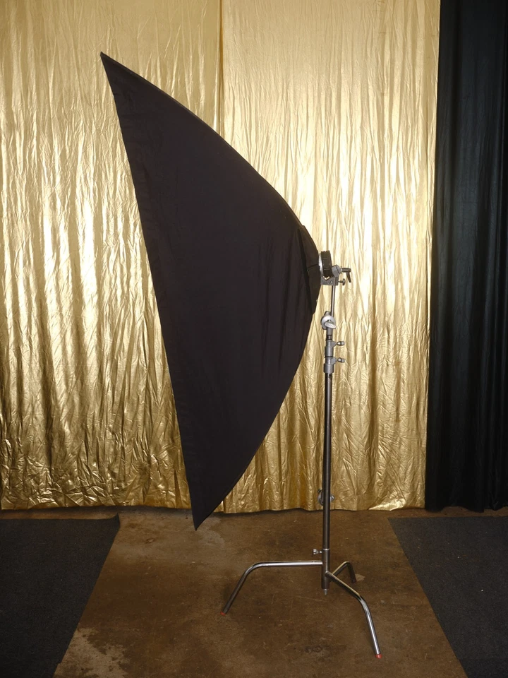 Plume Wafer Strip 200 Softbox - 27x75" (70x190cm) - Image 4 of 4