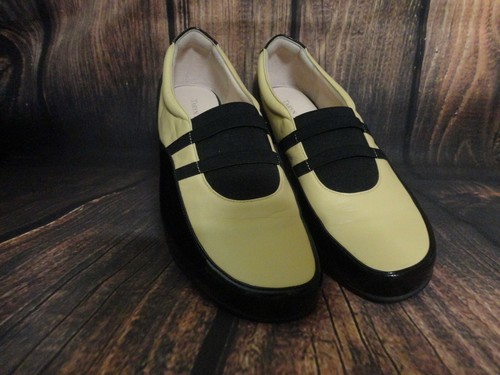 Women's TARYN ROSE LEATHER TEETA LOAFERS SHOES FLATS Sz 9M US