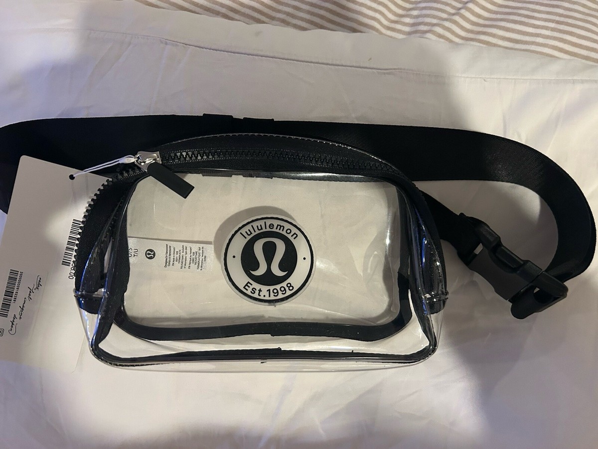 ルルレモン　日本未入荷　Clear Belt Bag 1L Logo ビニール NEW Lululemon Everywhere Belt Bag Clear Black Logo 1L | eBay