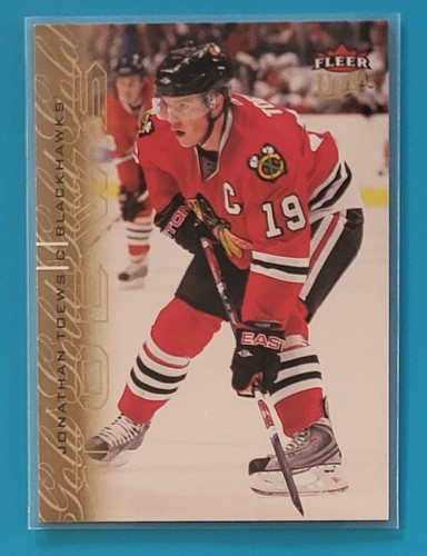 2009 Jonathan Toews [Gold Medallion] #33