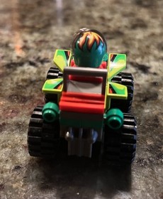 2002 Lego Racers 4583 Maverick Storm With Pullback Motor and Instructions