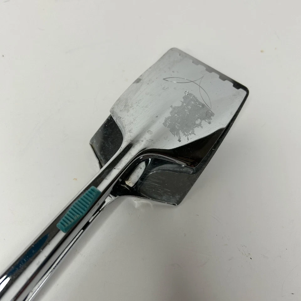 Vintage MCM FOLEY CHROME TONGS SPATULA COMBO KITCHEN GADGET  194113- VINTAGE - Image 2 of 4