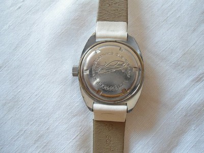 Ruhla Taucheruhr , kleines Modell Handaufzug   Defekt ,Bastleruhr !  Made in GDR
