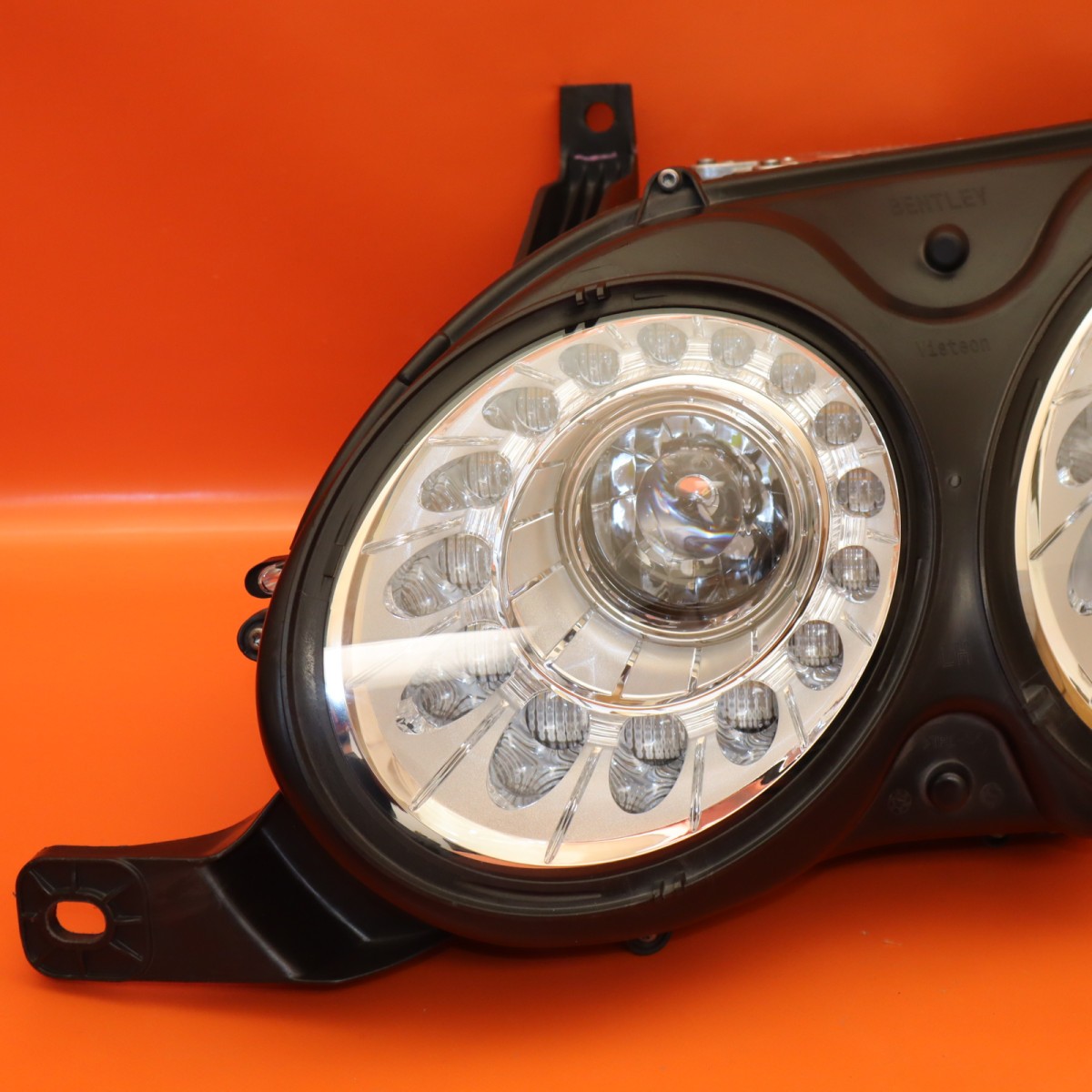 BENTLEY FLYING SPUR HEADLIGHT LEFT DRIVER 2014-2017 2018 2019 4W1941015C XENON