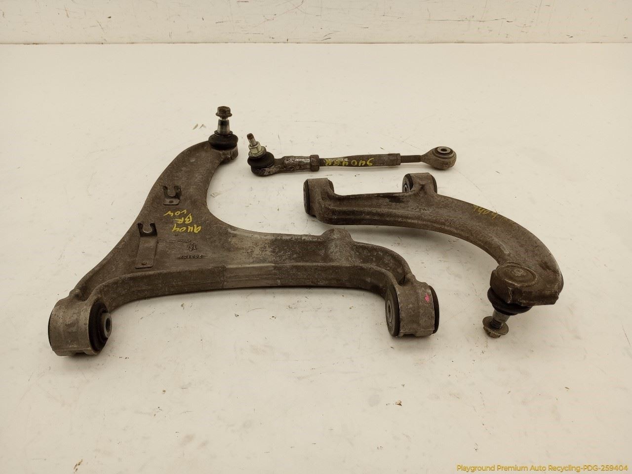 Maserati Quattroporte M139 Set Of Right Rear Control Arm & Tie Rod Fits 03-08