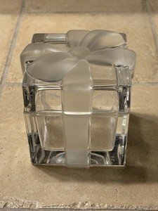 TIFFANY & CO CRYSTAL GLASS GIFT BOX FROSTED RIBBON BOW TRINKET JEWELRY BOX