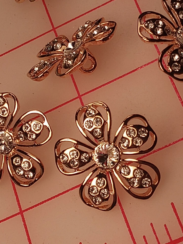 8 Delightful Vintage Flower Button 1-1/8" Gold Colored Metal With 21 Rhinestones - Image 2 of 4