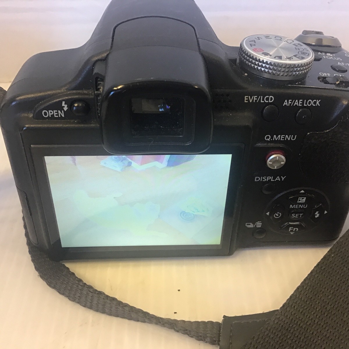 Panasonic LUMIX DMC-FZ28 10.1MP Digital Camera - Black 37988988105