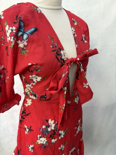 Parisian Red Floral Dress Size 10 Petite Short Sleeve V Neck Short Polyester - Picture 2 of 12