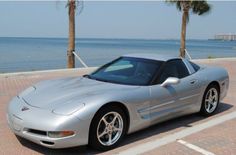 Chevrolet Corvette White WA8554 Touch Up Paint Kit | Chevrolet Touch Up Paint | Color N Drive