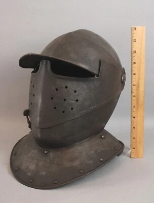 Mittelalterlicher antiker Tourhelm 19. Jahrhundert Handgeschmiedeter Rüstungshel - Bild 1 von 4