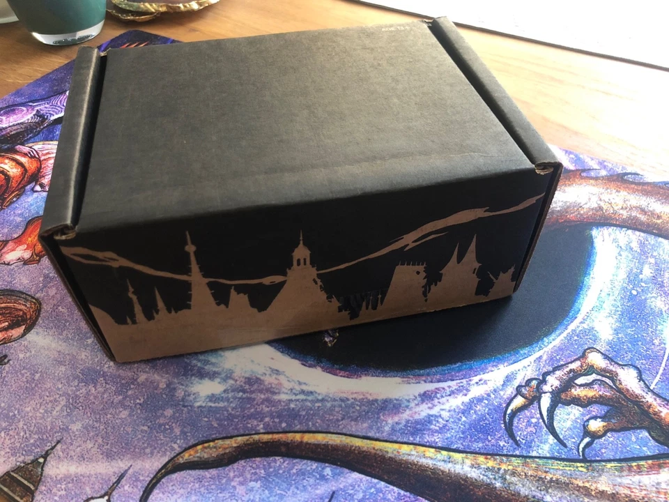 MTG WAR OF THE SPARK MYTHIC EDITION BOX FACTORY SEALED - Image 4 of 4