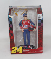 Jeff Gordon Dupont Collectible Ornament Racing #24 2004 Figurine Holding Helmet