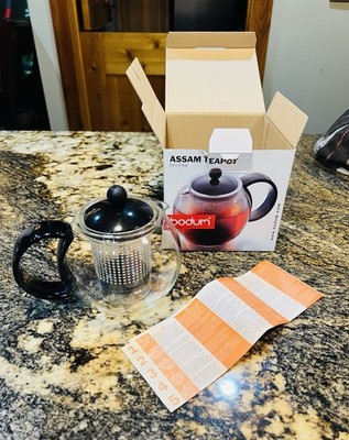 BODUM ASSAM TEA 17oz FRENCH PRESS Plunger TEAPOT WITH Strainer