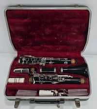 Vintage Bundy Resonite Bb Clarinet by Selmer with Case