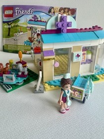 41085 LEGO Complete FRIENDS Vet Clinic with manual