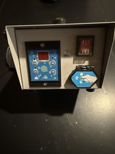 Aquabot Classic/Turbo/Supreme Xtreme/T2 T4 Zasilacz 2-pinowy żeński 7184C -UŻYWANY