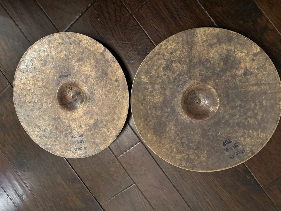 Pratos Bosphorus 15" Master Vintage Hi Hats ÓTIMO Estado - Imagem 4 de 4