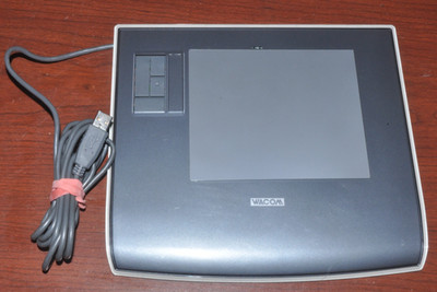 WACOM Intuos3 Pen Drawing Graphics Tablet ONLY- NO PEN 5.4'' x 4.5'' PTZ430
