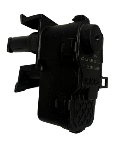 Verriegelungselement Tankklappe 7P0810773A Farbe hellblau Skoda Yeti 1.2 TSI 5L