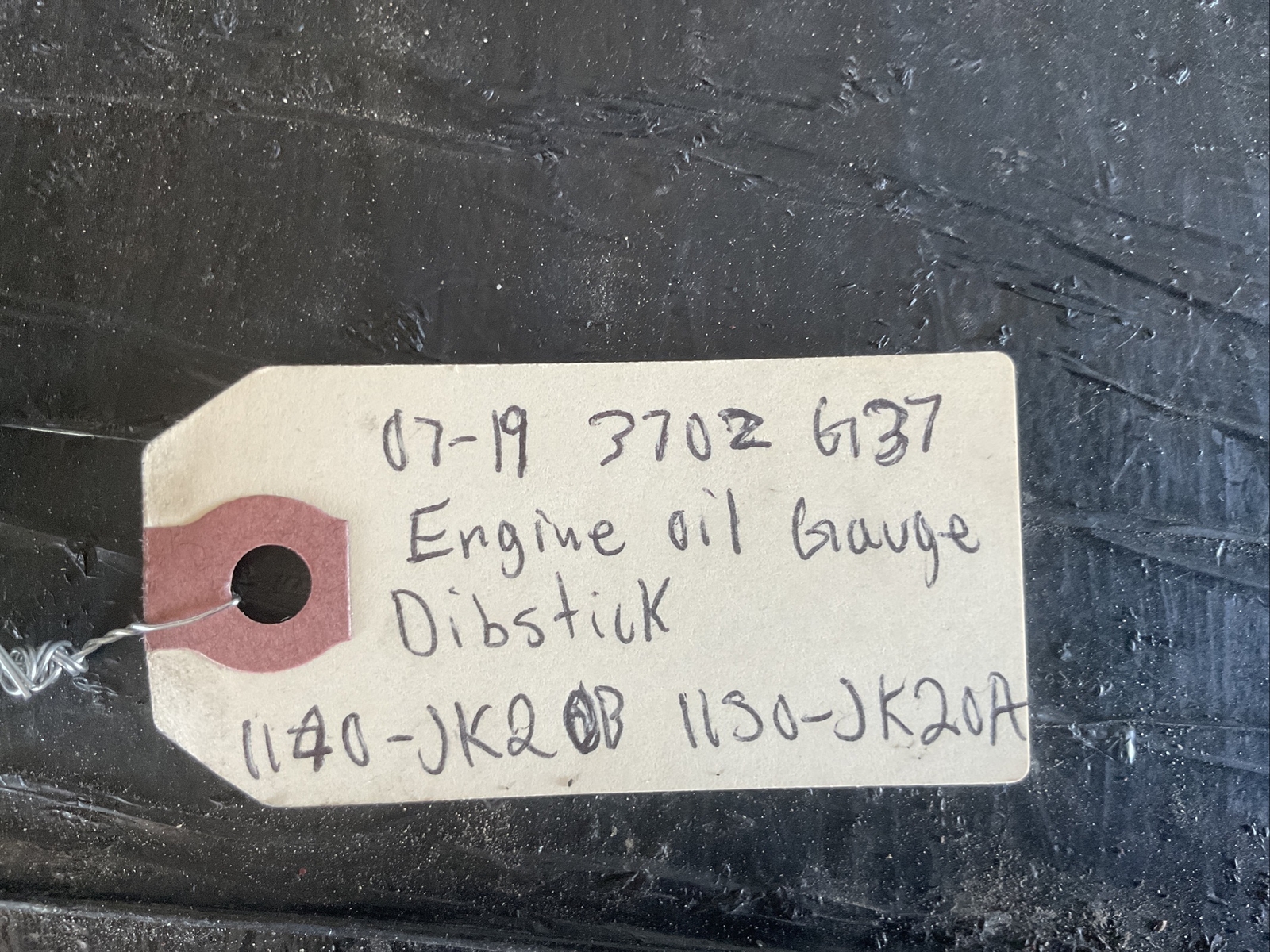 0719 Infiniti G35 G37 M37 Engine Oil Gauge Dipstick 11140JK20B 11150