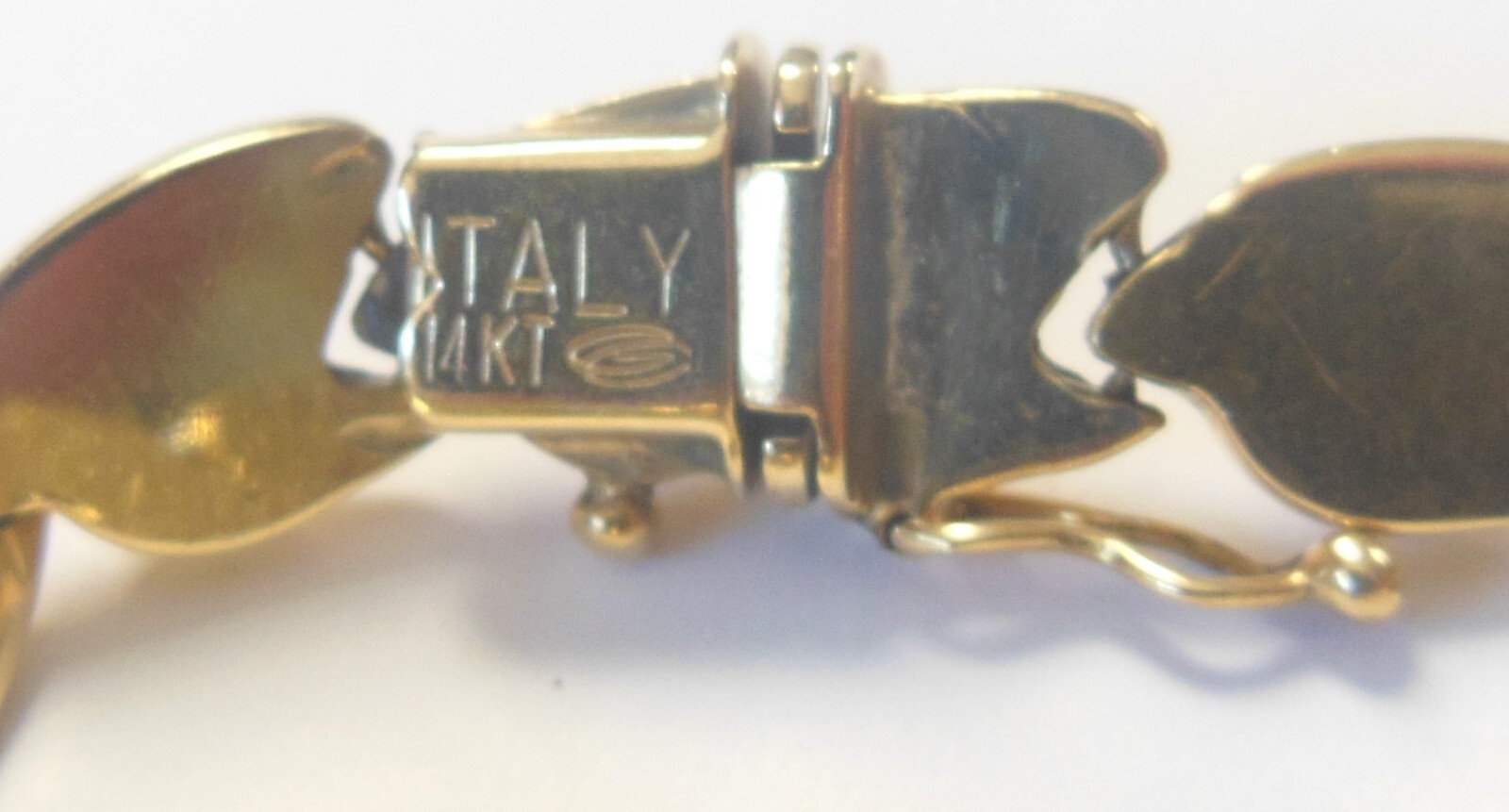 Italian Solid 14K Yellow Gold Interlocking Link D… - image 3
