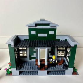 LEGO CITY: 50th Anniversary Town Plan (10184) - Includes Instructions