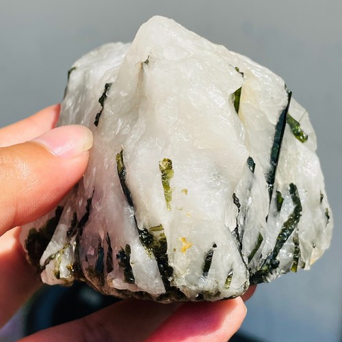 385g Rare Large Natural Green Tourmaline Gemstone Quartz Crystal Mineral Healing - Picture 6 of 18