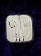 Apple EarPods In Ear Canal Headset - White MNHF2AM/A