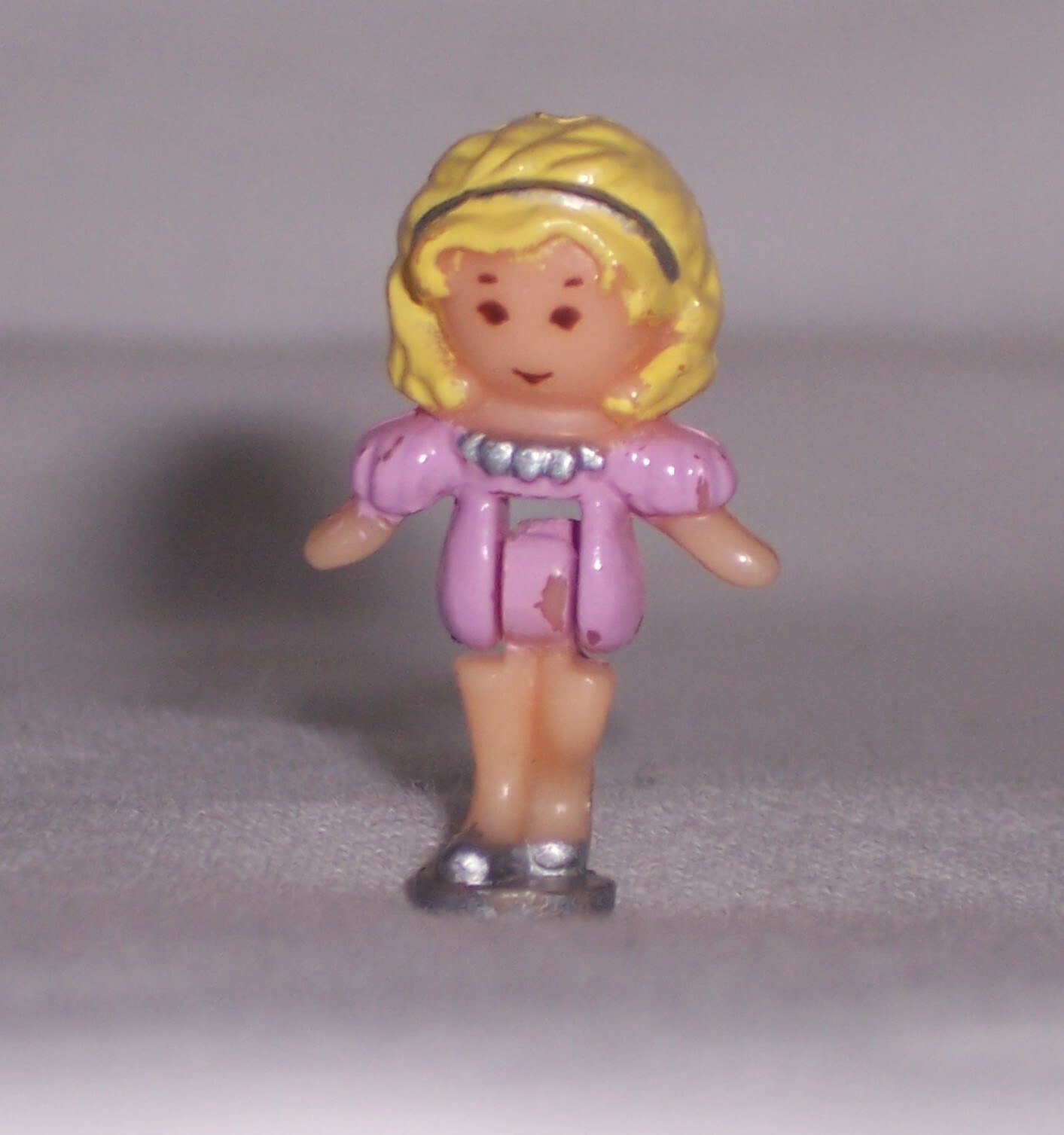 Vintage 1989 Polly Pocket BlueBird Partytime Surprise Figure Blonde Doll Only