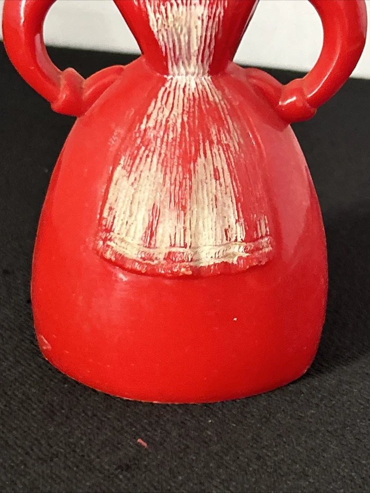 Винтажная коллекционная бутылка-спринклер Merry Maid из жесткого пластика с красной крышкой - Изображение 4 из 4