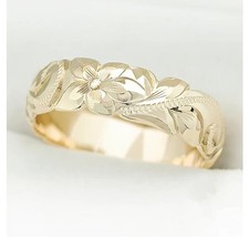 Carved Flowers & Leaves Ring. Shiny Decorated Band.  Size M. Includes Box 