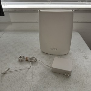 NETGEAR Orbi Satellite RBS50v2 - Usato In Buone Condizioni