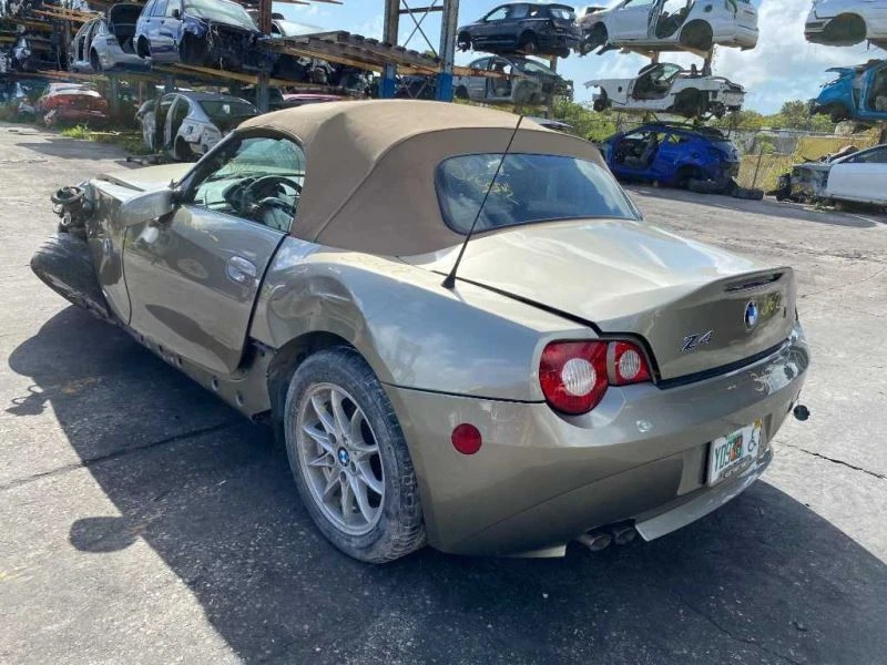 Rocker Panel Molding Passenger Right Side 2003 04 05 06 07 08 BMW Z4 Foto 4 de 4