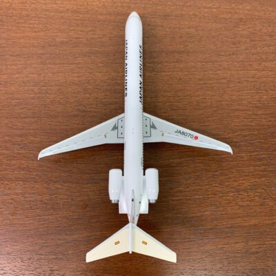 1/200 JAL McDonnell Douglas MD-90-30 JA8070 MD90 LAST FLIGHT