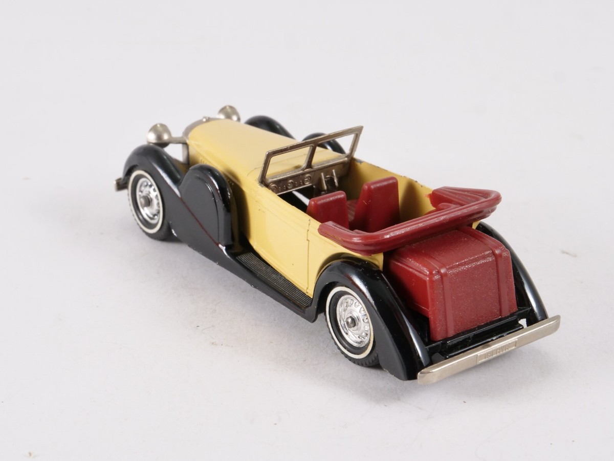 Matchbox model of yesteryear N° Y-11 1938 Lagonda drophead