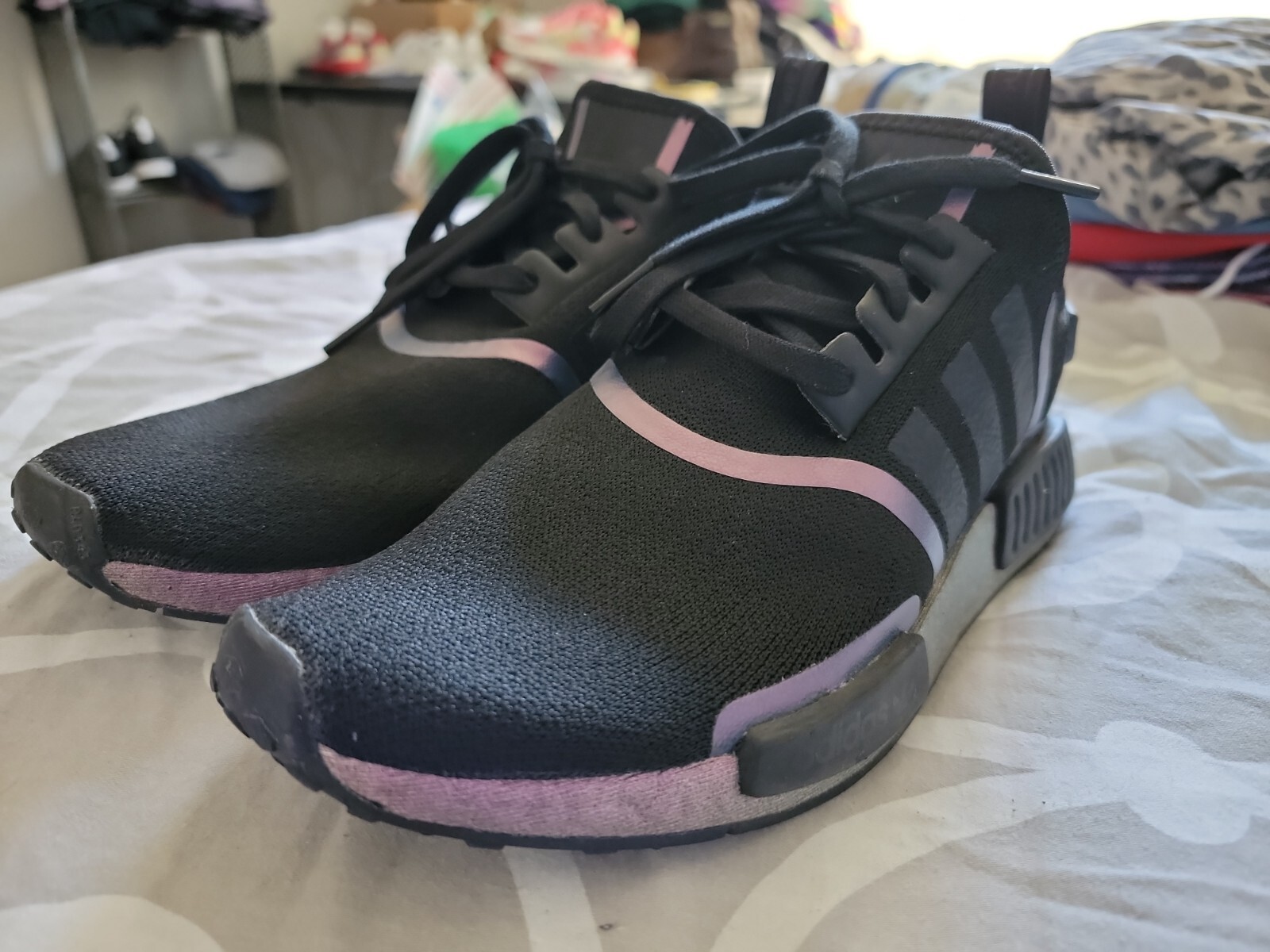 nmd r1 eggplant